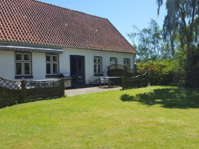 Cosy Farmhouse on Møn